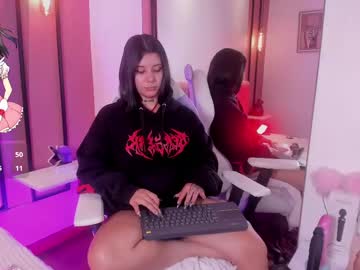 See Nathalia_stone online Now @ chaturbate.bet