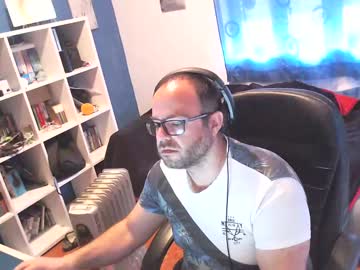 See Ravingr3d3 online Now @ chaturbate.bet