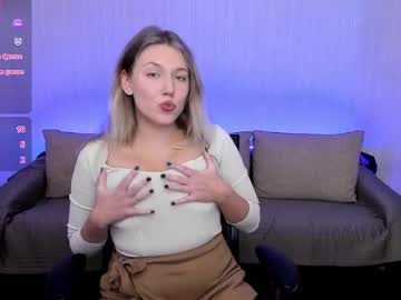See Rose_brooks online Now @ chaturbate.bet