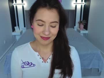 See Rosemaryellis online Now @ chaturbate.bet