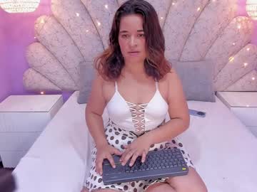 See Vicky_noir online Now @ chaturbate.bet