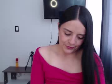 See Victoriahot_23 online Now @ chaturbate.bet
