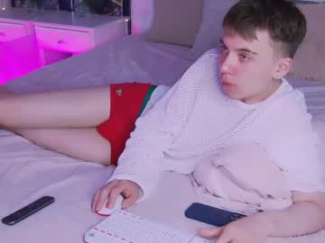 See William_ross online Now @ chaturbate.bet